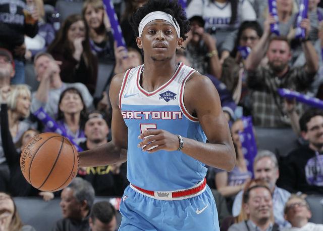 虽然篮网在 虽然篮网在