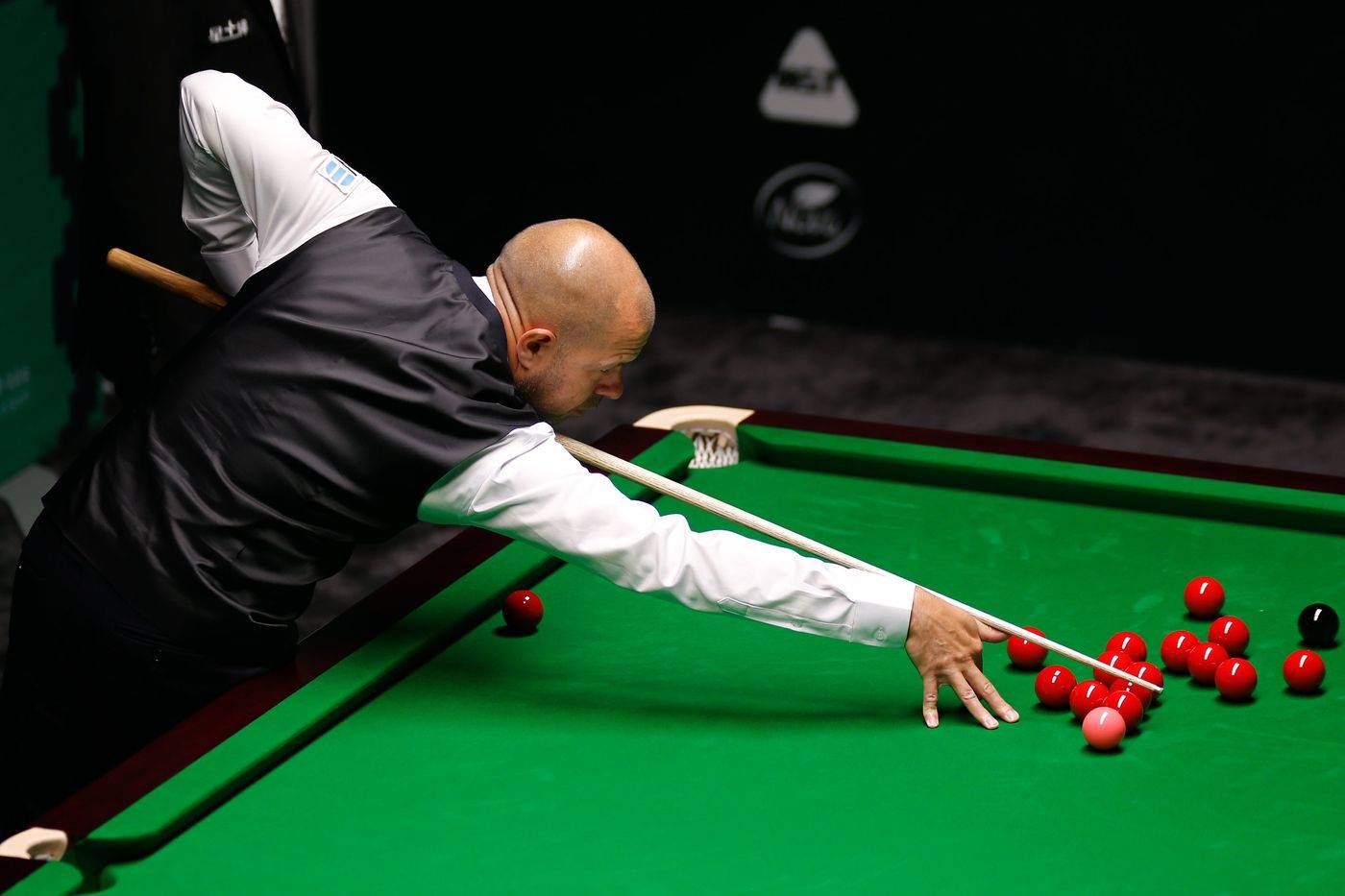 许多球迷对 许多球迷对