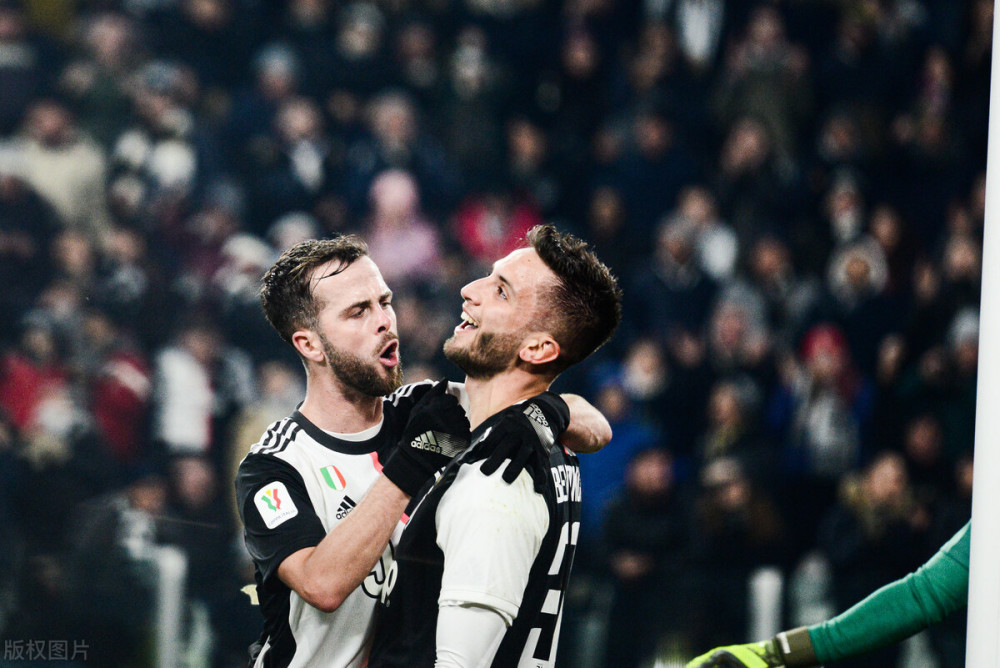 外线接连打 外线接连打