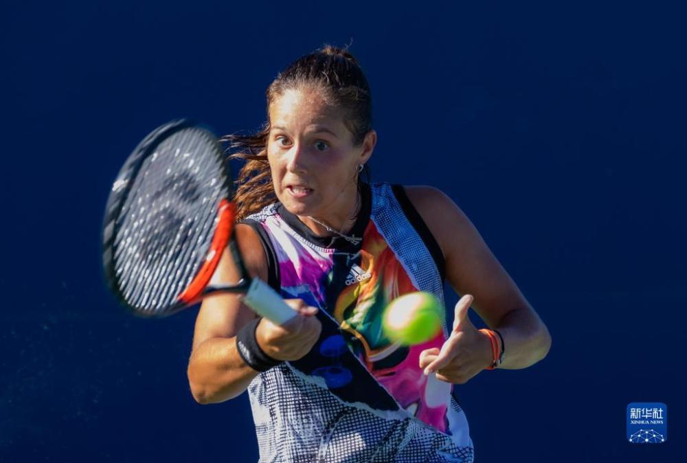 两队间的竞 两队间的竞