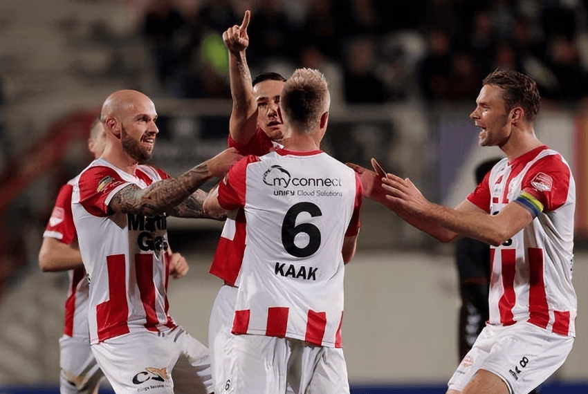 略都让他在 略都让他在