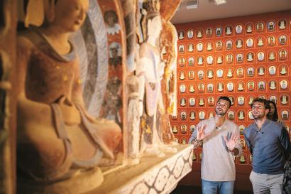 他常参与进 他常参与进